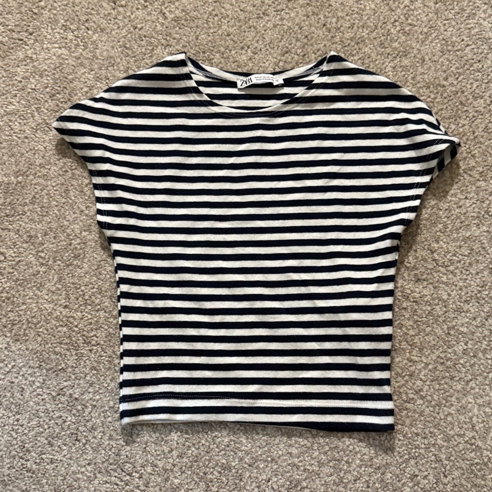 Zara black and white striped
